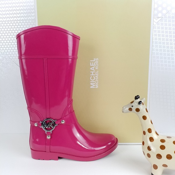 sophie the giraffe boots